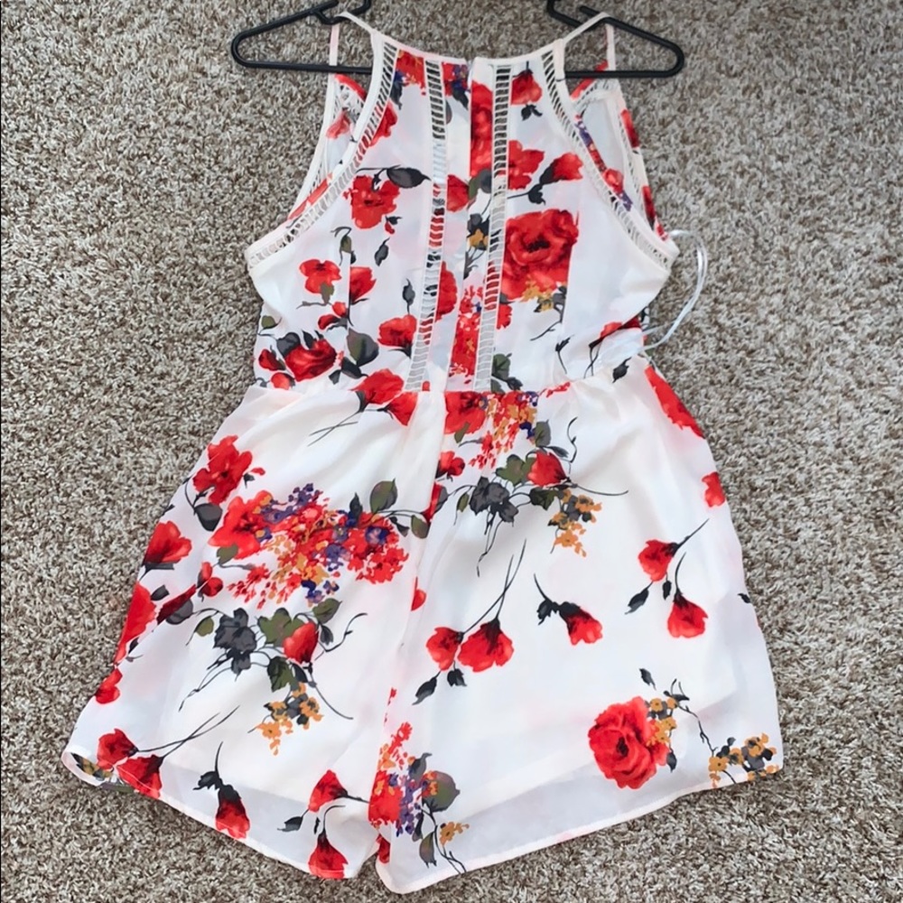 Romper - Picture 2 of 2